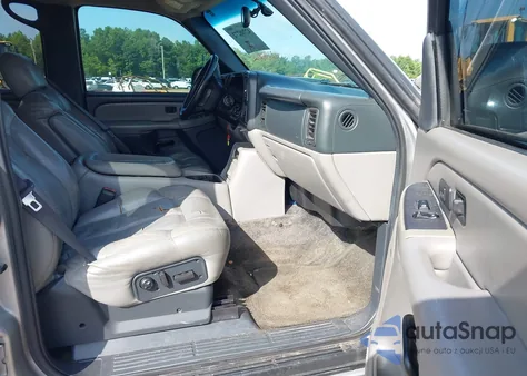 2001 Chevrolet Tahoe Lt z USA, uszkodzony, nr VIN 1GNEC13T41R103175